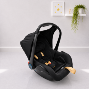 كوت كارسيت المواليد iBaby C7 – قاعدة سفلية للقدمين، فرش طبقات مدعم، وأمان متكامل